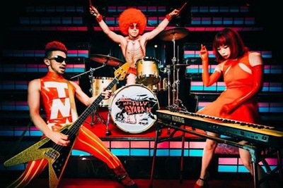 ���[���[�����M���o��